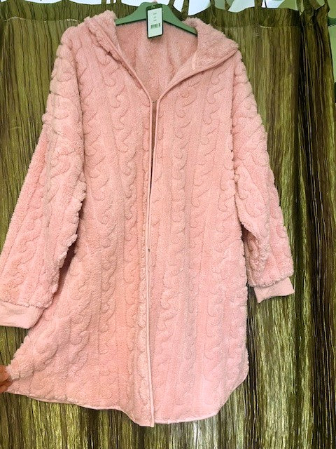 Hupullinen lyhyt kylpytakki/ hoodie Trofe Cosy
