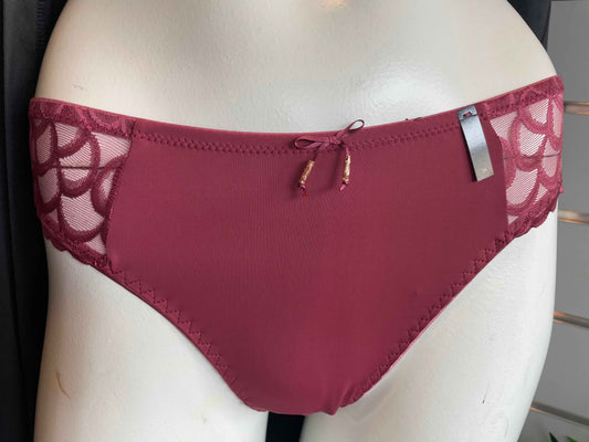 Alushousut brasilian Missya Leia