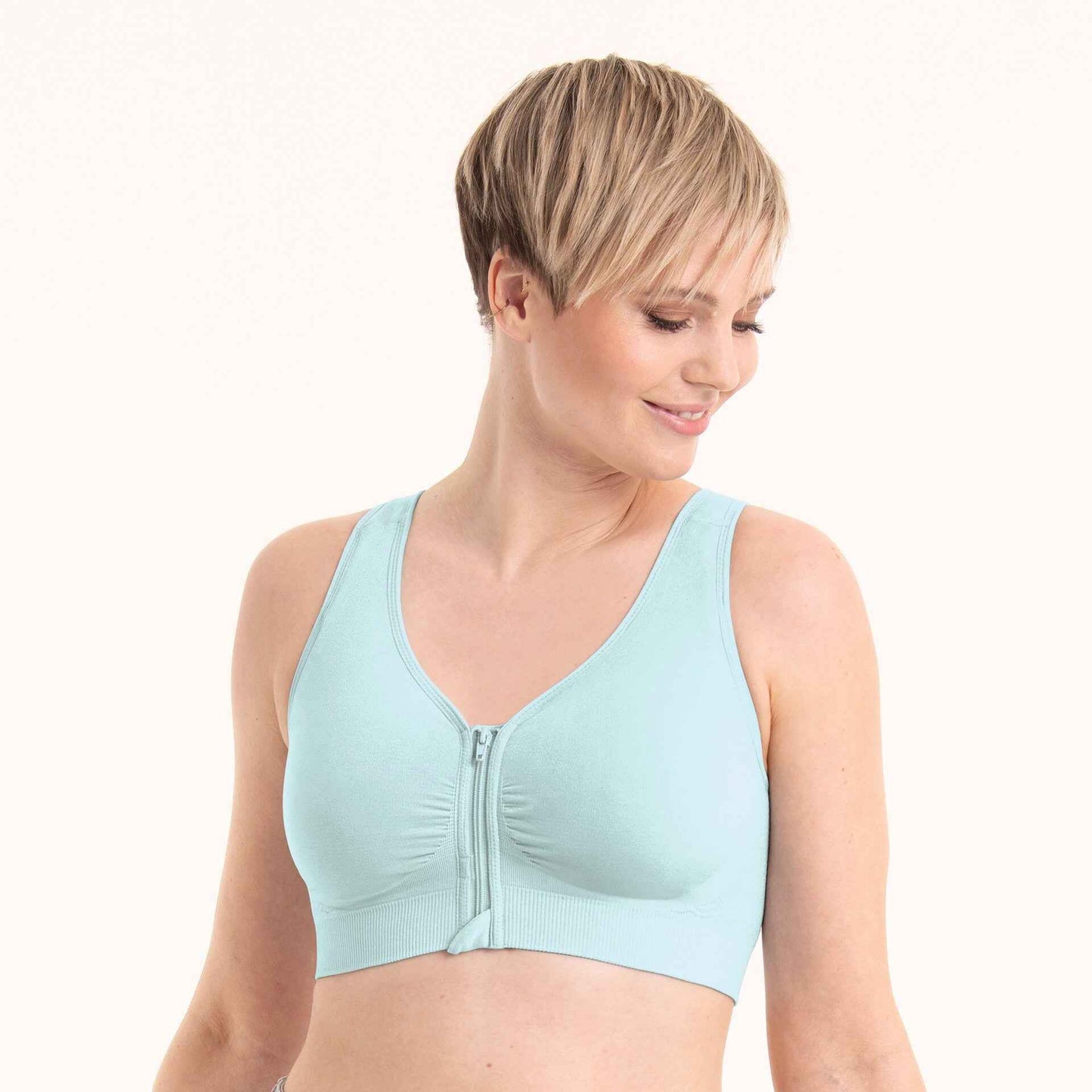 Anita Care Lynn vetoketjulla edestäkiinnitettävä toppimallinen proteeesitaskullinen rintaliivi